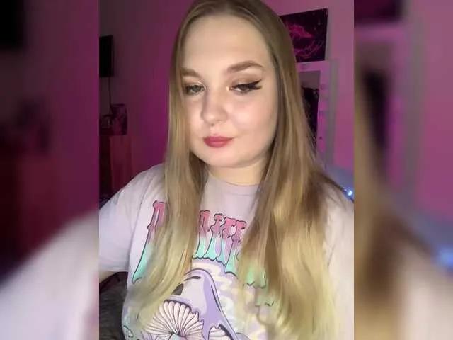 Offline Greeenfriends6969 on BongaCams