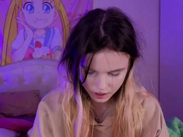 Offline HannaCristal on BongaCams