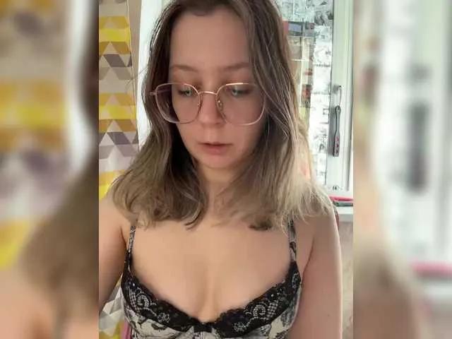 Offline henby-streams on BongaCams