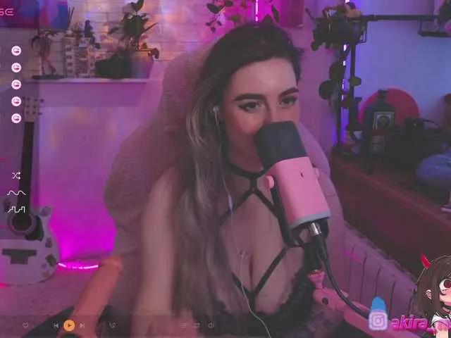BongaCams HotDemonic is Freechat HotDemonic — Languid moans and the sound of wine pouring over my body