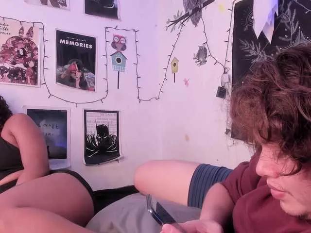Offline HotHoneyChile on BongaCams