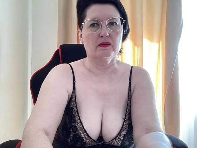 Offline HotMilfPussy on BongaCams