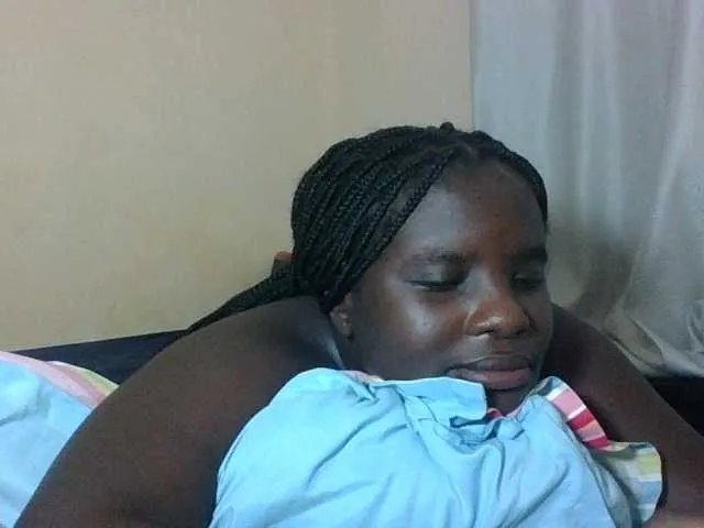 Hotybobbies on BongaCams