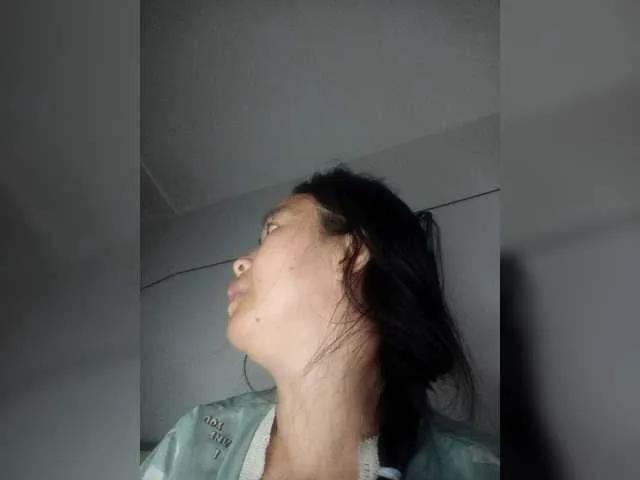 Offline hujiajiajia1314 on BongaCams