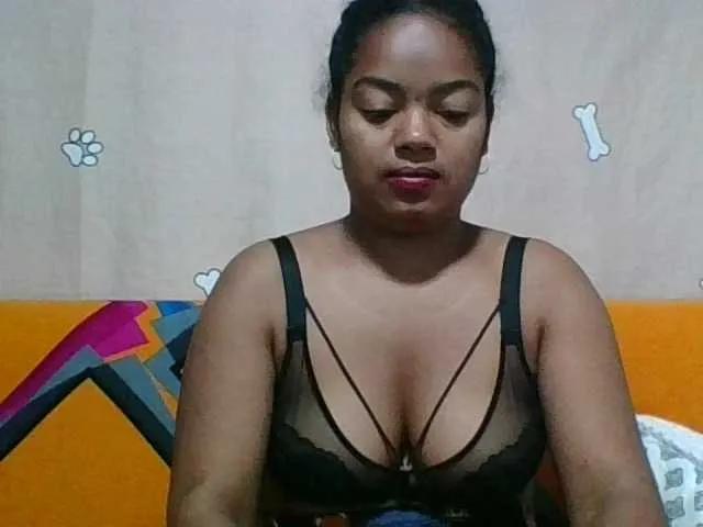 Offline Imanoellah on BongaCams