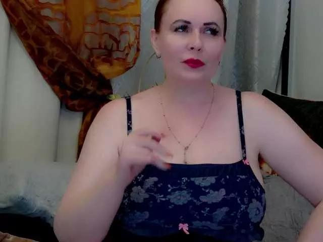 Offline IvettaShine on BongaCams