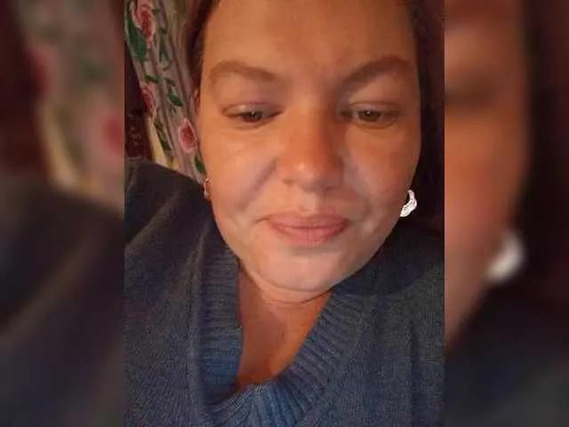 Juliamad — I get turned on by confident guys and dirty talk