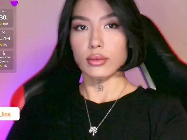Offline JulieTurner on BongaCams