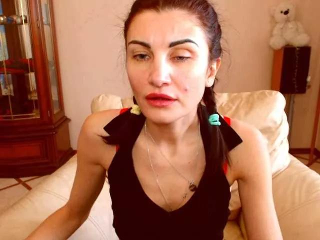 Offline Karina8571 on BongaCams