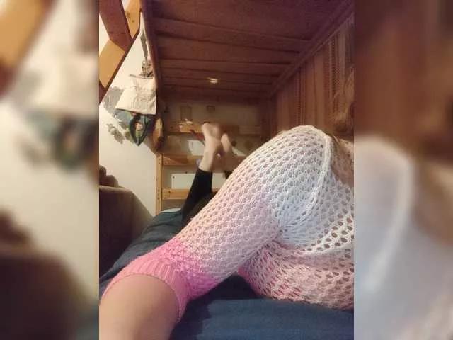 Offline KarinaPlay23 on BongaCams