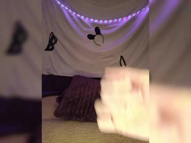 KarinaTrasch on BongaCams