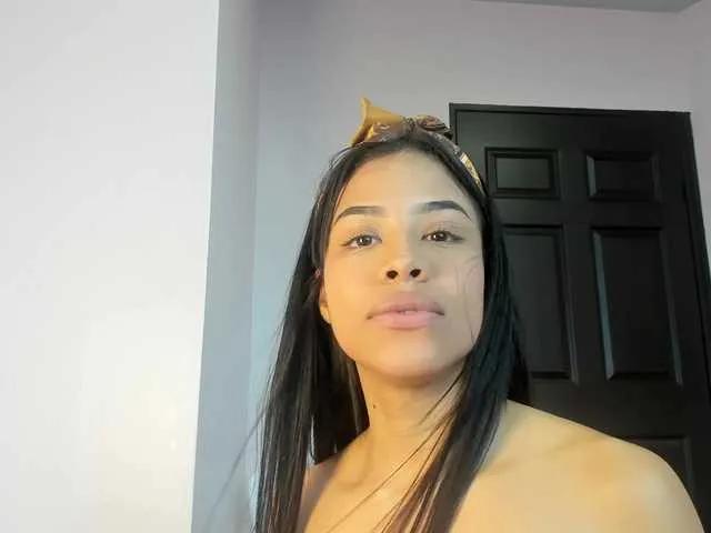 Freechat Katalleiah on BongaCams