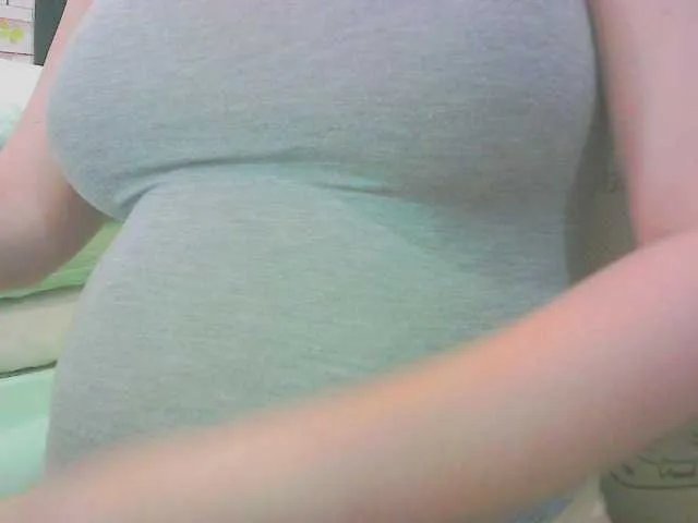 KeepmepregO on BongaCams
