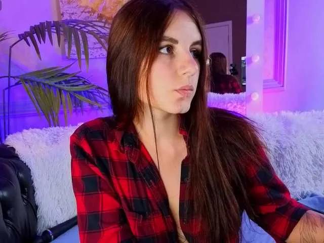 Offline KellyMiller on BongaCams