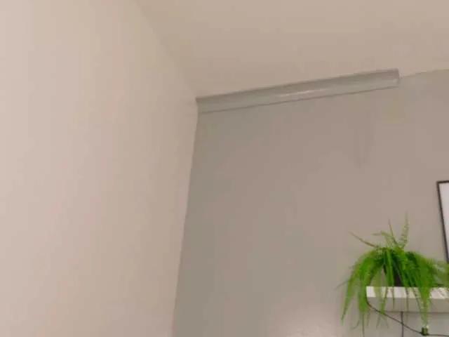 BongaCams Kendalmiller is Freechat Kendalmiller — A man with a strong personality, a attentive and affectionate personality, heats me, in intimacy I can be what you want the best submissive and follow your orders or I can master you and make you feel what they have never done to you