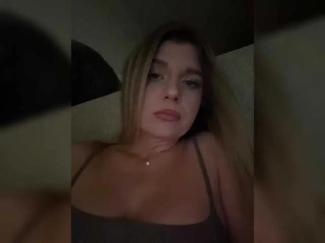 Freechat KotiMrrr on BongaCams
