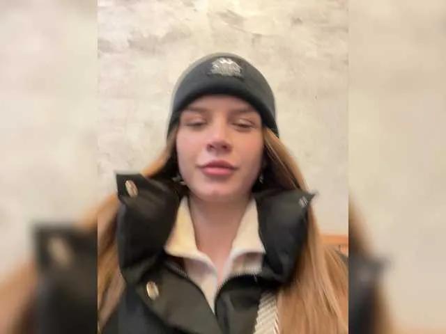 Offline lediice on BongaCams