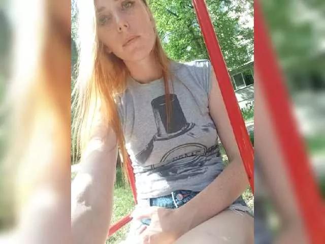 Offline Lilikaa on BongaCams
