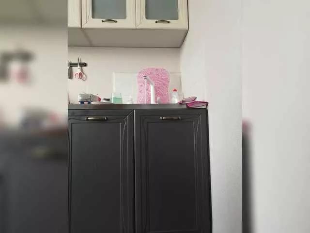 Offline Linda-3 on BongaCams