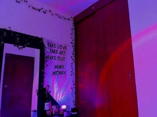 littlekayla on BongaCams