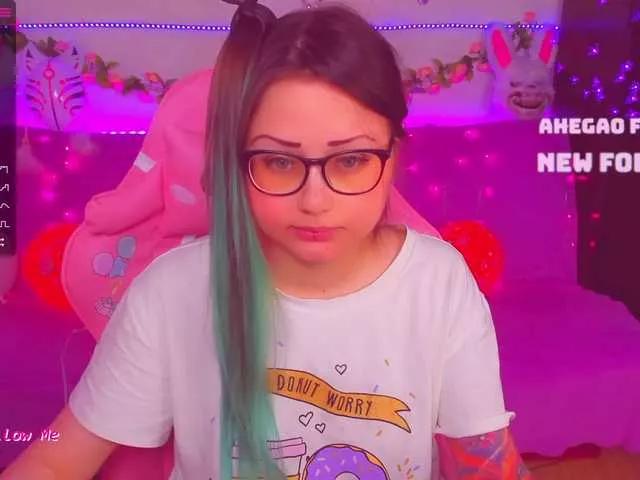 Offline LittleKitsune on BongaCams