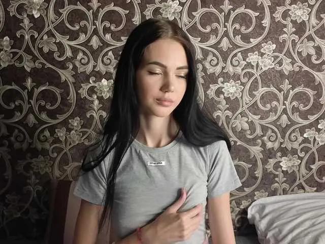 Offline Lola-Lush on BongaCams
