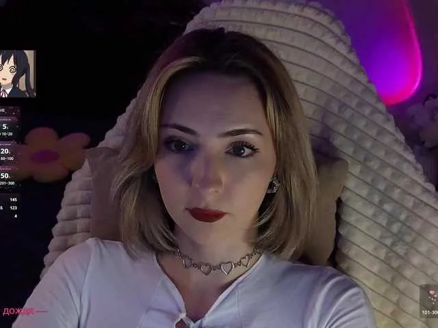 LollyGirlMoon on BongaCams