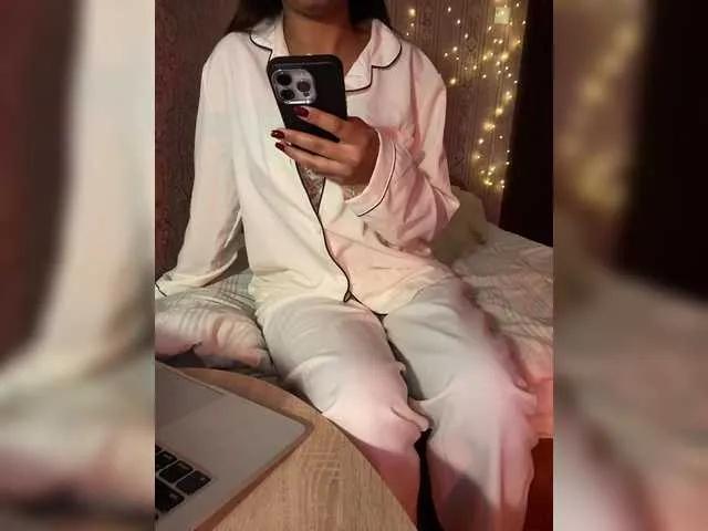 Offline Lollypopp505 on BongaCams