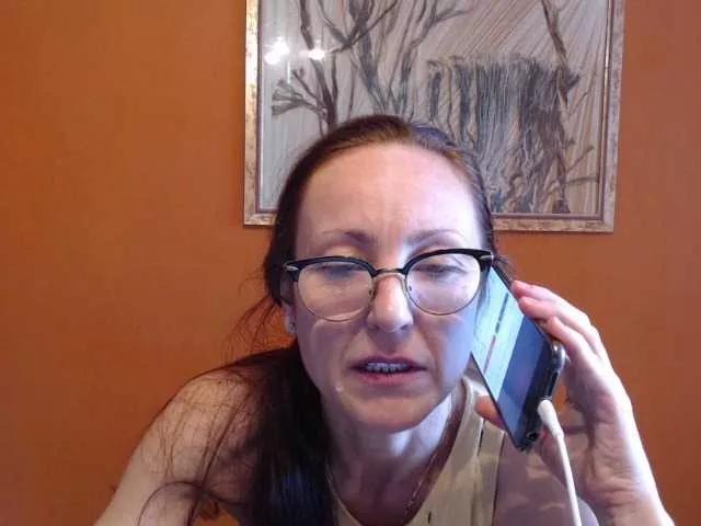 Freechat Lora8888 on BongaCams