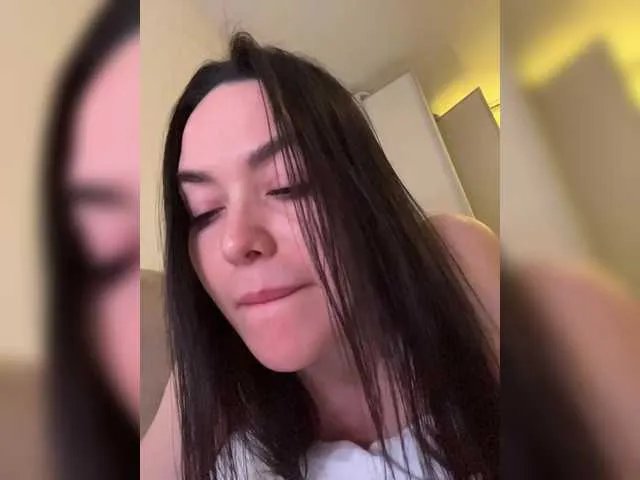 Love69me on BongaCams