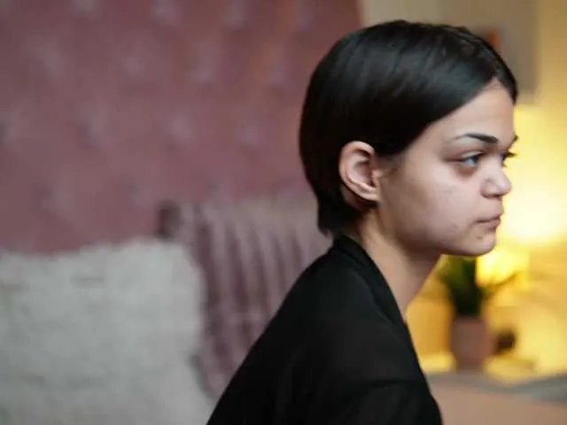 MaiaMini on BongaCams