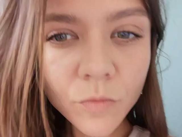 Offline Malisha8 on BongaCams