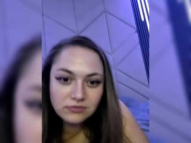 Offline Manyella91931 on BongaCams