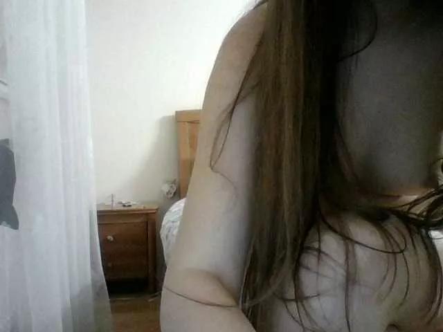 Freechat Mary2606 on BongaCams