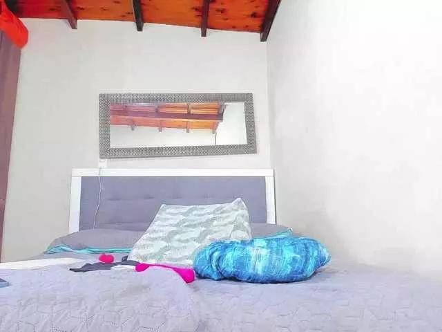Offline MayiRivas on BongaCams