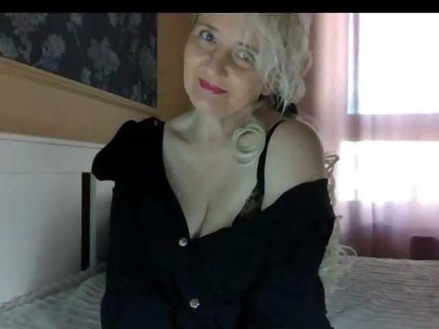 Offline Mellica on BongaCams