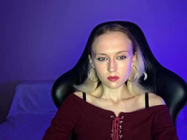 BongaCams Mencia is Freechat Mencia — Generosity and passion