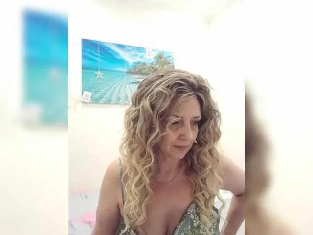 BongaCams mery8poppins is Freechat mery8poppins — freedom. Generous, balanced, athletic men.