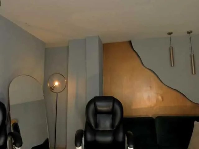 MiaFarrell on BongaCams