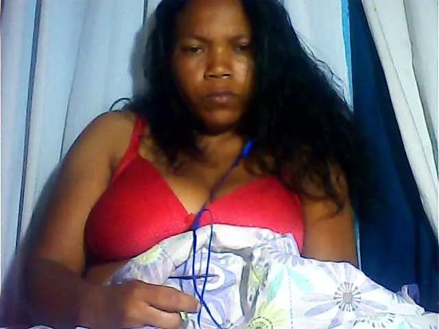 MIRANDAW on BongaCams