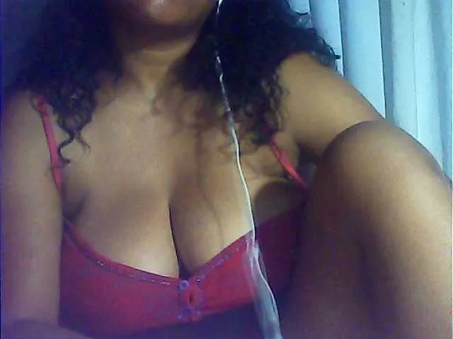 MIRANDAW on BongaCams