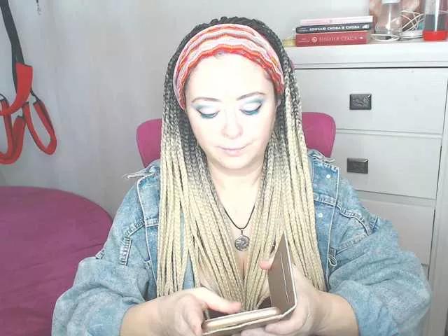 Offline missGODDESS on BongaCams