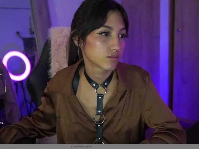 Freechat MissKorrah on BongaCams