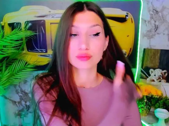 Mollyinyourmind on BongaCams 