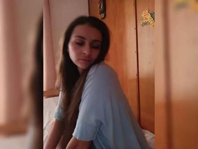 Offline monikaG on BongaCams