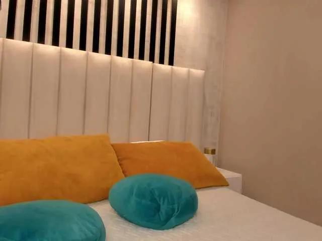BongaCams ParisWaldorf is Freechat ParisWaldorf — What turns me on is when people speak to me with desire and make me feel like the only one. The slow caresses that run over my skin. I like being dominated with words, but I also like playing naughty and being in control. The game of power and...