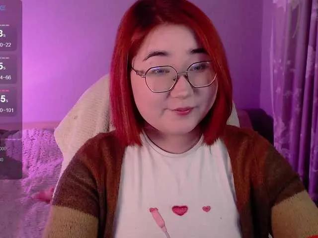 Offline peach-girl on BongaCams
