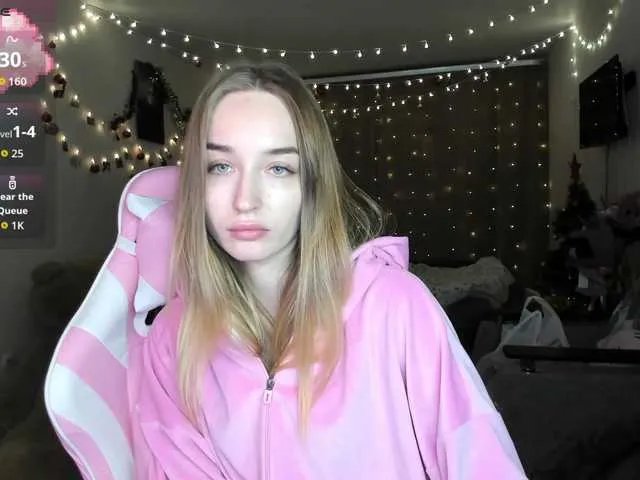 Polikinesis on BongaCams