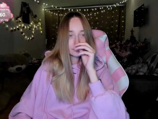 Polikinesis on BongaCams