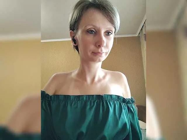 Freechat prettyKris on BongaCams